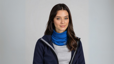 4 ways to wear your neck warmer in summer