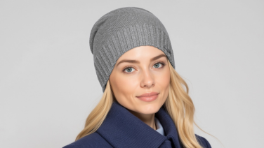 4 looks for warm ears: Stylish hats for every occasion