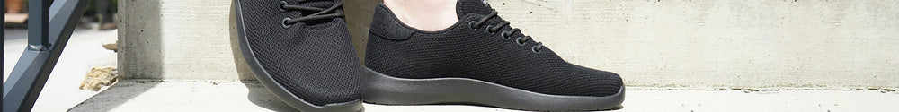 Men's Black Sneakers